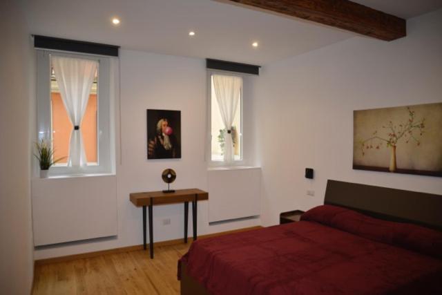 רומא Fidia Palace Flavia'S Apartment Colosseo מראה חיצוני תמונה